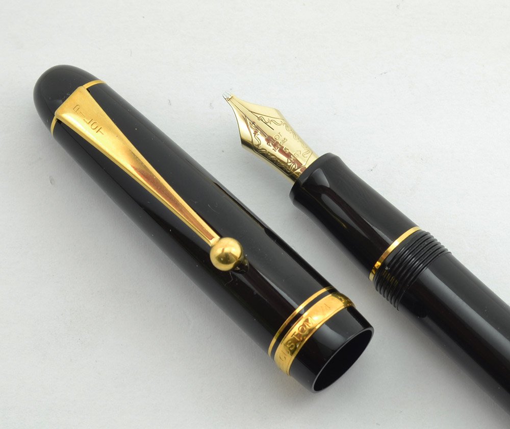 PILOT カスタム74 ミュージック MS 14k Pilot Namiki Custom 74 Fountain Pen - Black, Gold Trim, 14k Music